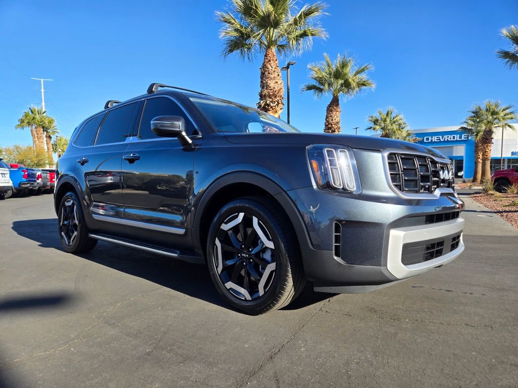 2024 Kia Telluride S's photo