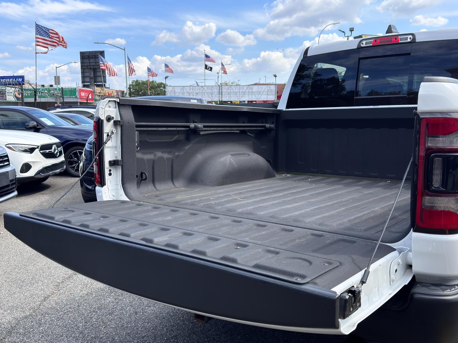 2020 Ram 1500 Rebel photo 8