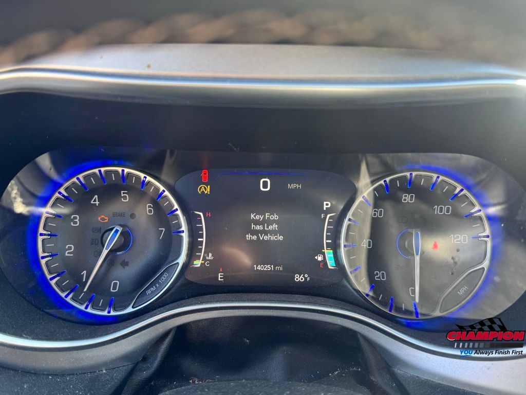 2019 Chrysler Pacifica Touring Plus photo 10