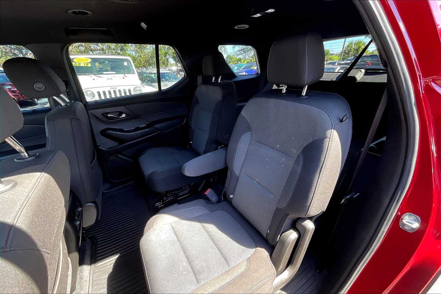 2023 Chevrolet Traverse Cloth photo 23