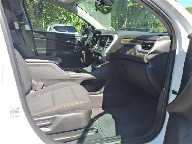 2022 Gmc Acadia SLE photo 11