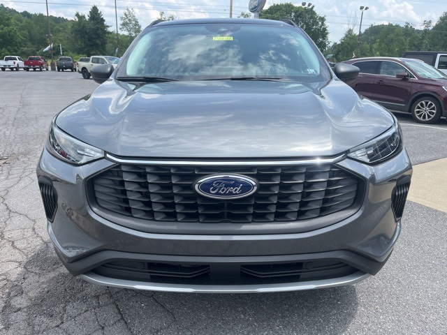 2025 Ford Escape Active photo 2