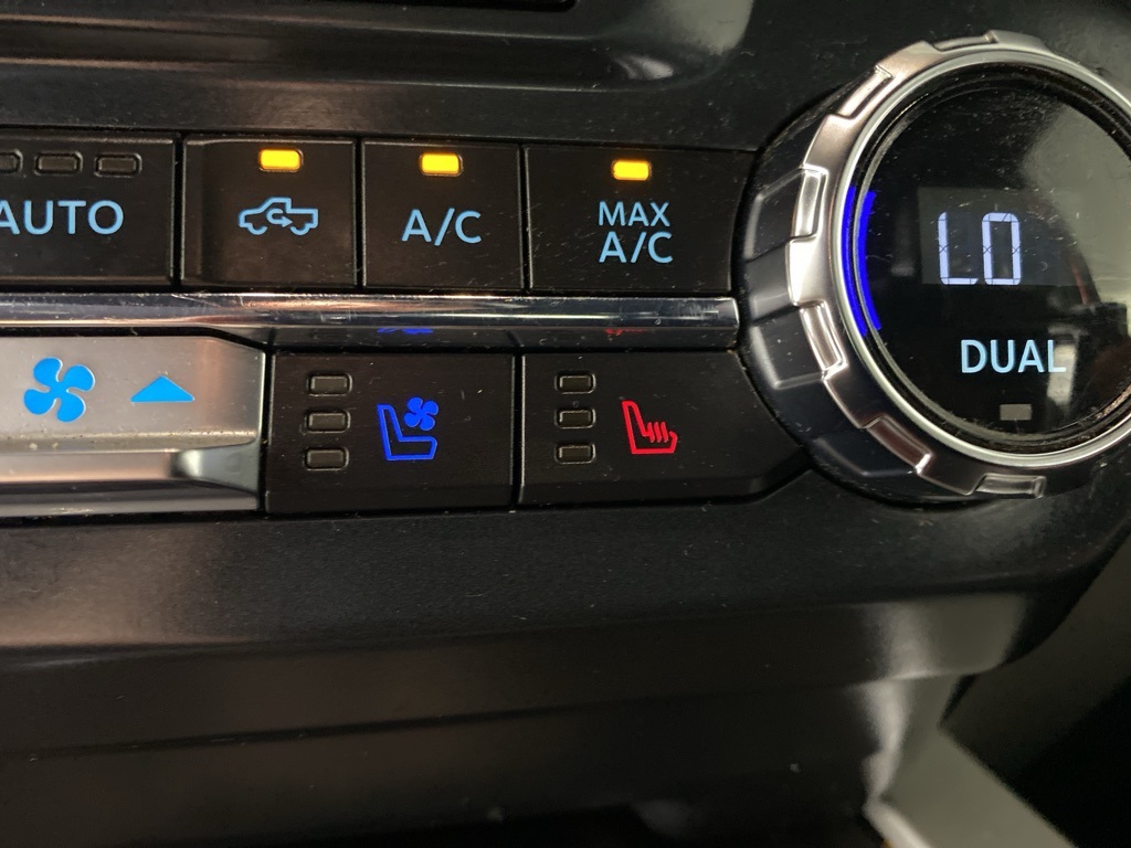 2022 Ford F-250 Lariat photo 4