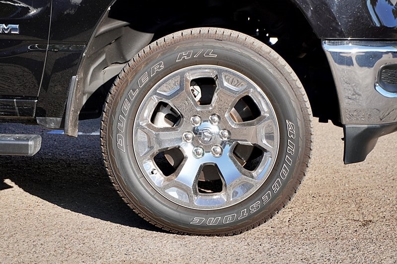 Certified Used 2024 Black Ram Big Horn/Lone Star image 7