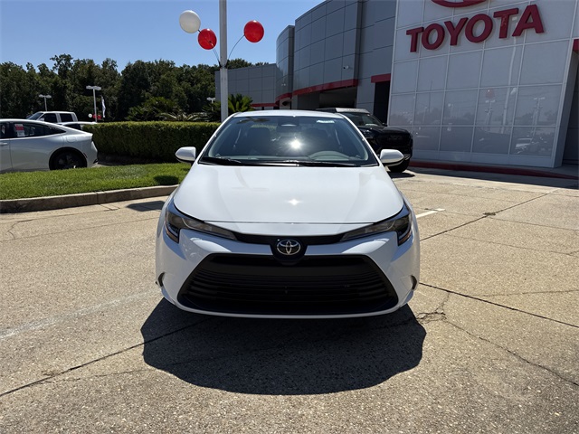 2025 Toyota Corolla LE photo 8