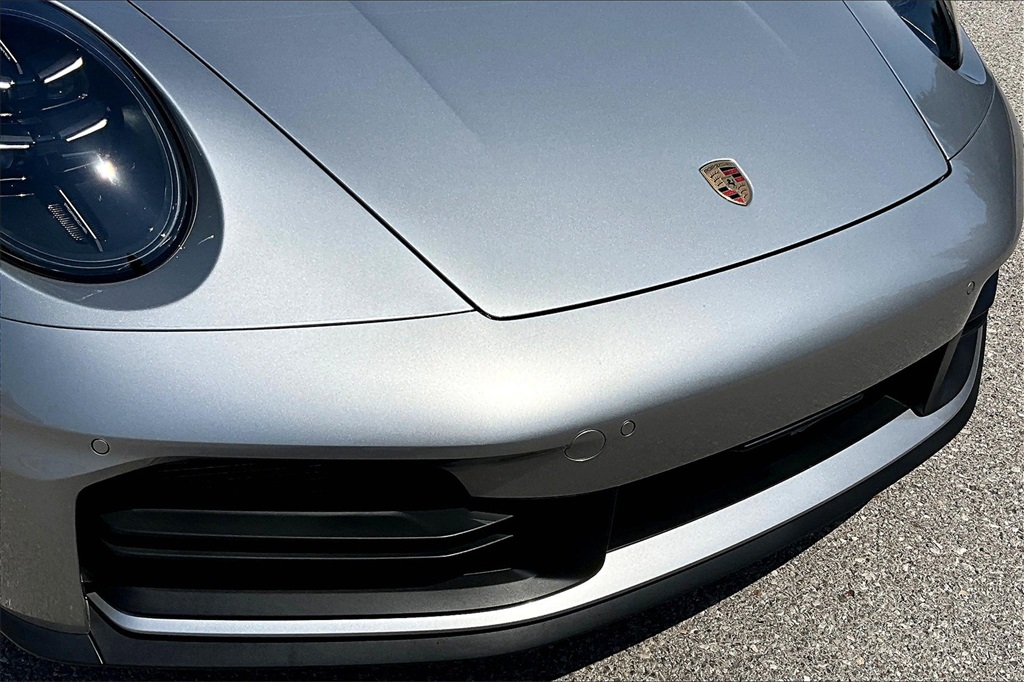 2025 Porsche 911 photo 22