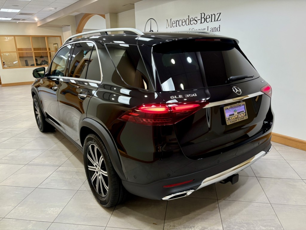 2026 Mercedes Benz GLE 350 4MATIC photo 3