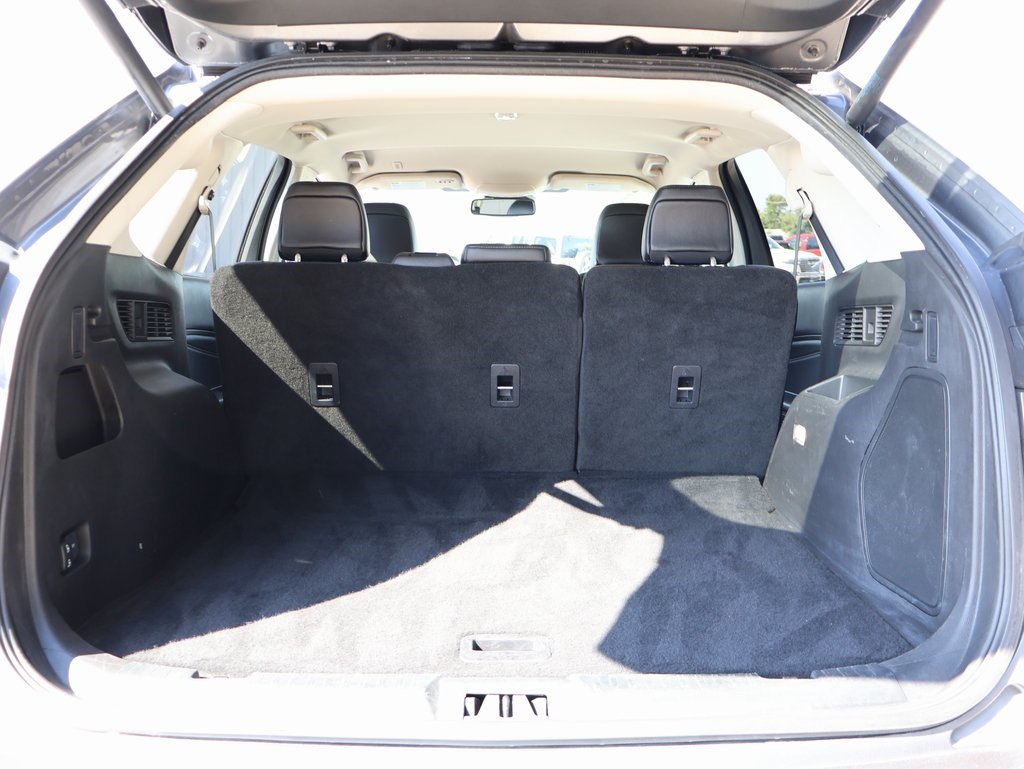 2024 Ford Edge Titanium photo 14