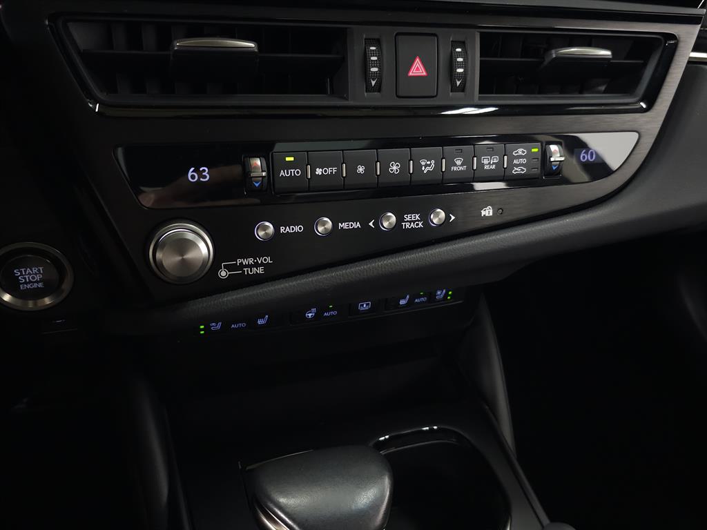 2024 Lexus ES 350 Ultra Luxury photo 31