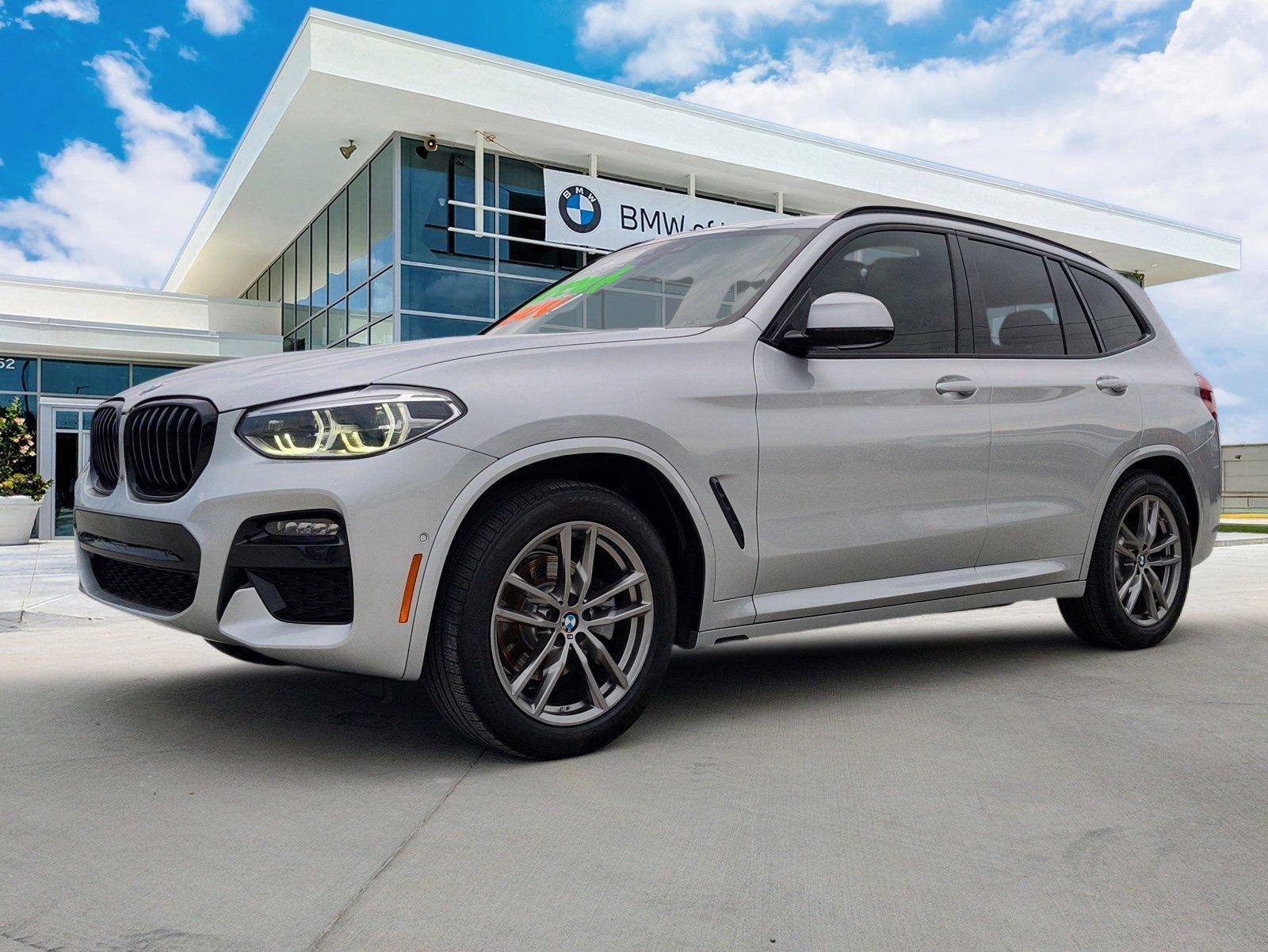 2021 BMW X3 30i's photo