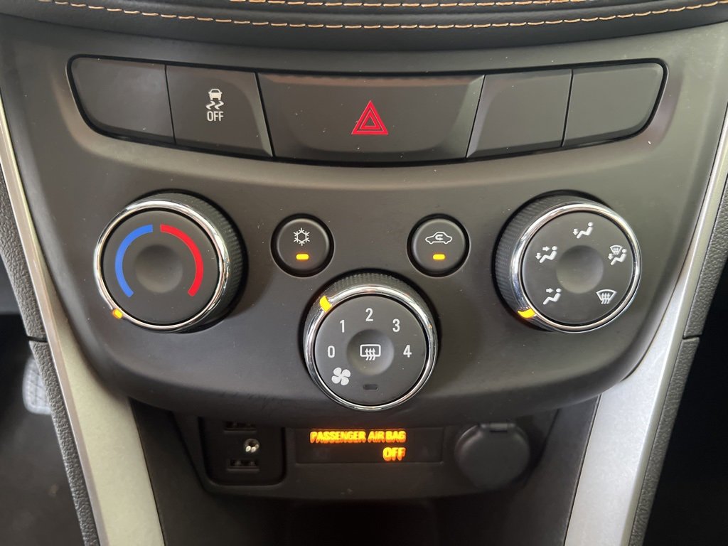 2022 Chevrolet Trax LS photo 13