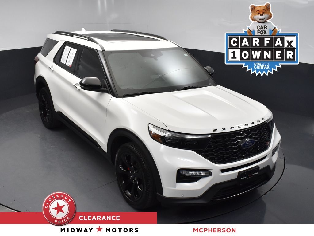 2023 Ford Explorer ST's photo