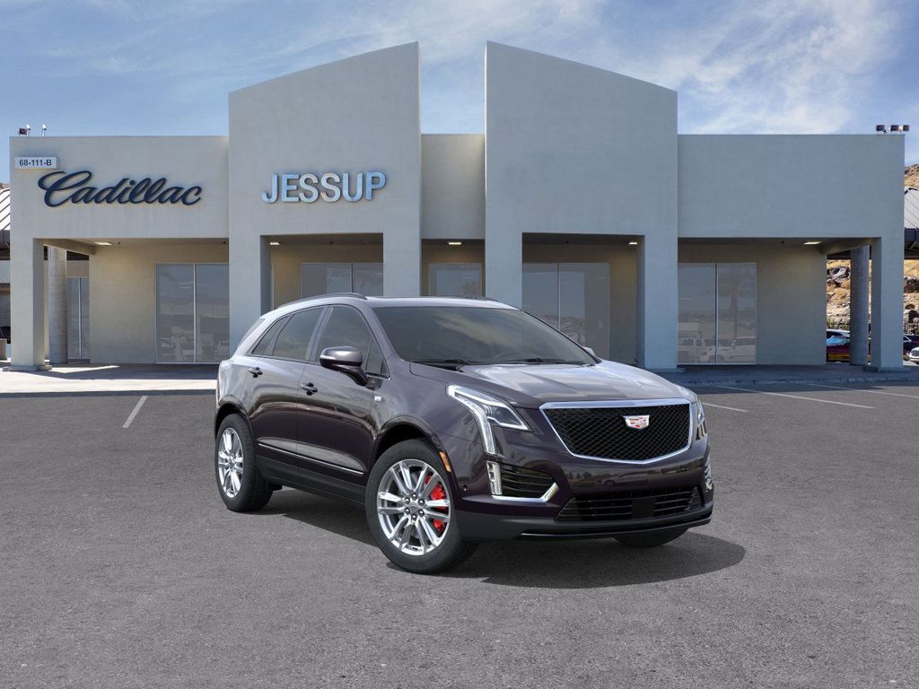 2025 Cadillac XT5 Sport's photo