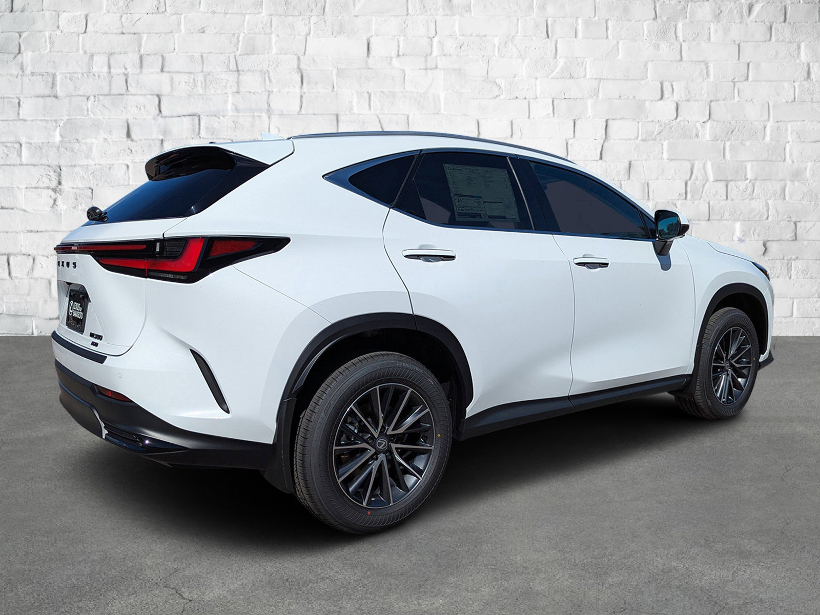 2026 Lexus NX 350 Premium photo 4