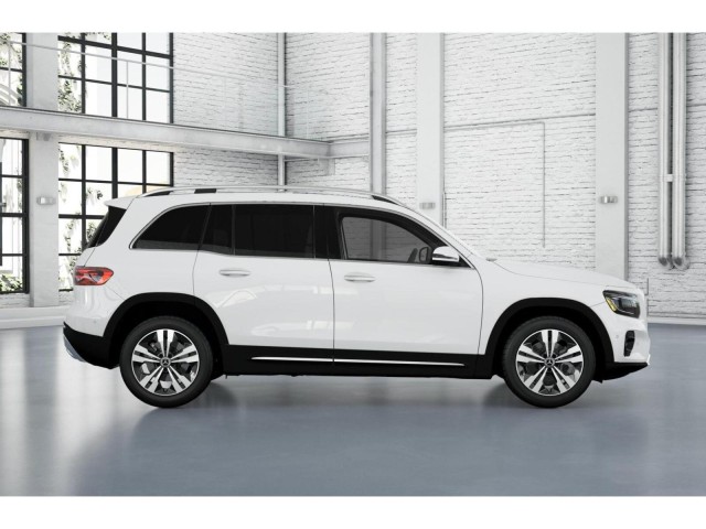 2025 Mercedes Benz GLB 250 4MATIC photo 2