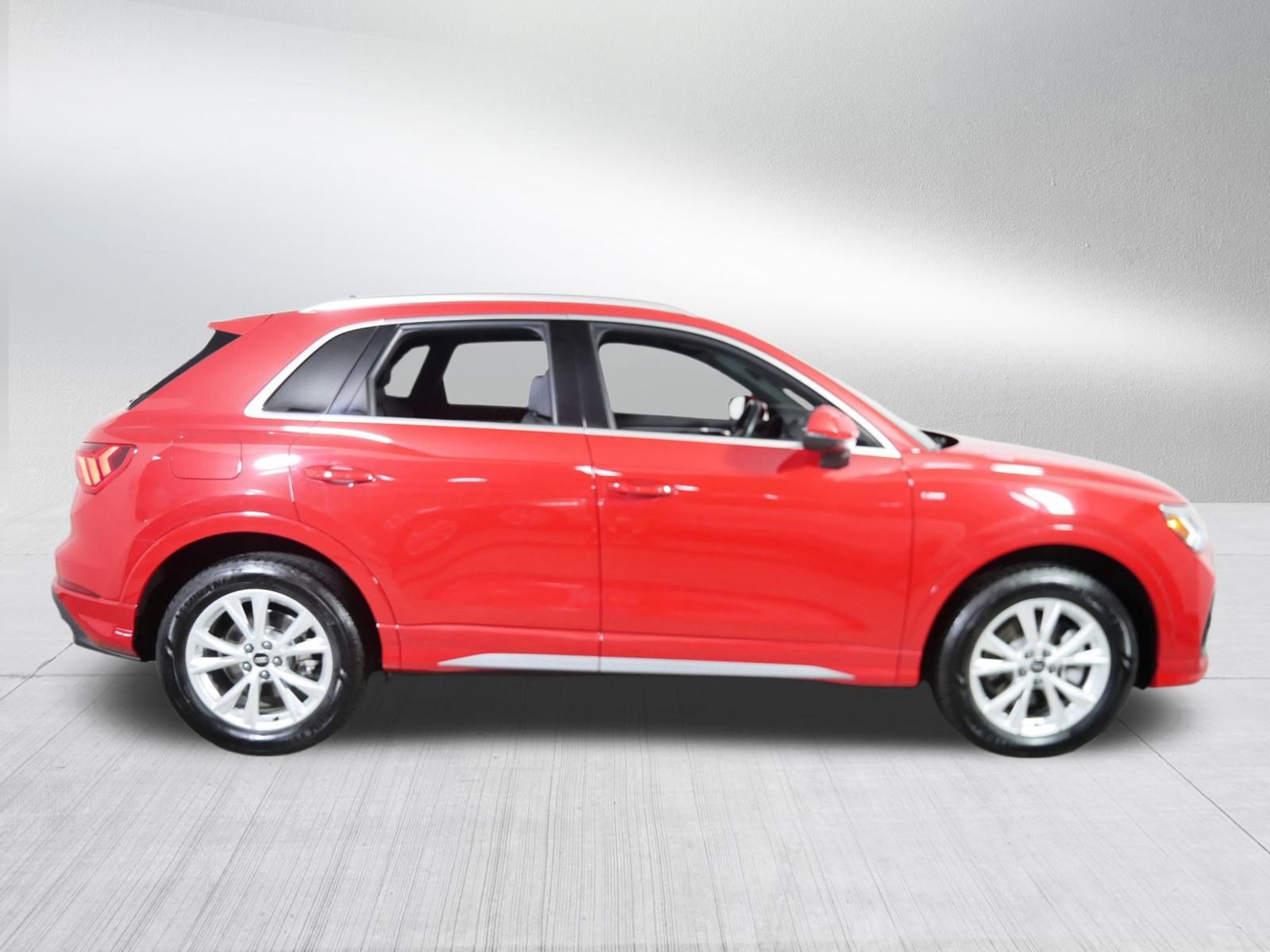 2024 Audi Q3 S line Premium photo 8