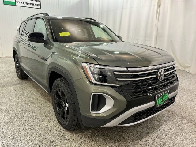 2026 Volkswagen Atlas Atlas Peak Edition's photo