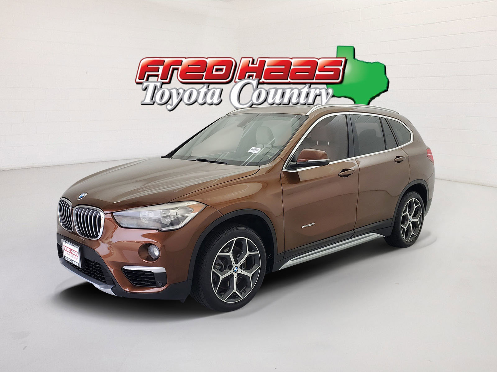 2017 BMW X1 28i's photo