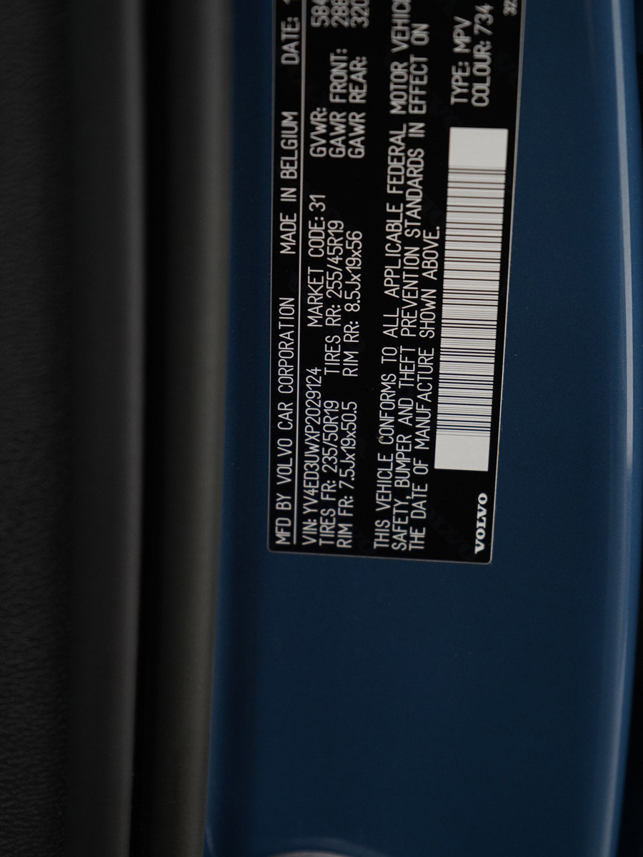 2023 Volvo XC40 Recharge Twin Plus photo 27