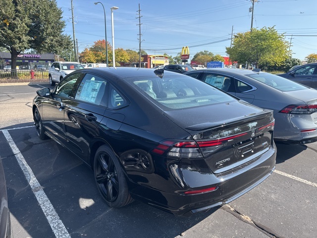 2025 Honda Accord Hybrid Sport-L photo 6
