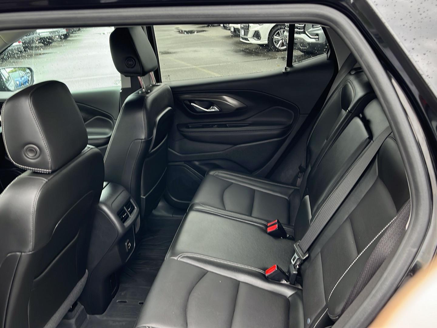 2022 Gmc Terrain SLT photo 11