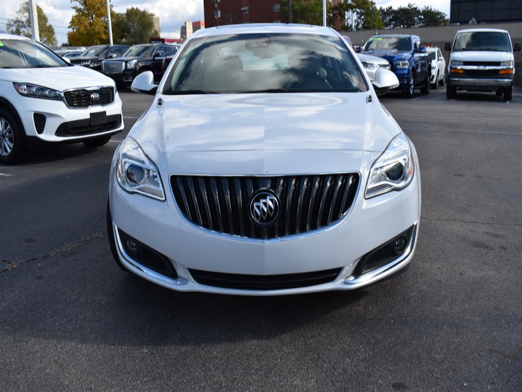 Used 2016 Buick Regal Premium 2 with VIN 2G4GS5GX2G9197306 for sale in Dayton, OH