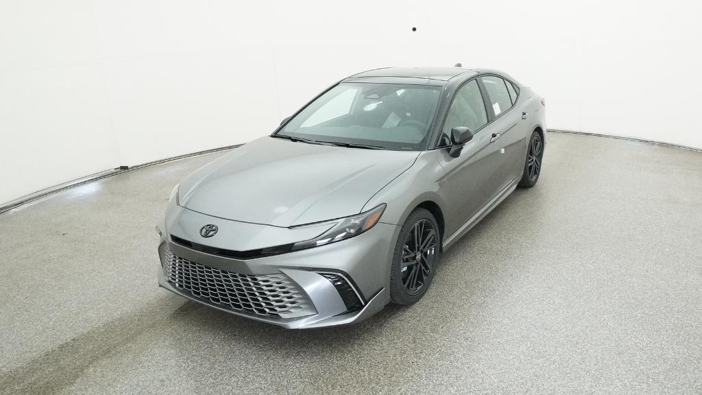 2025 Toyota Camry XSE photo 4