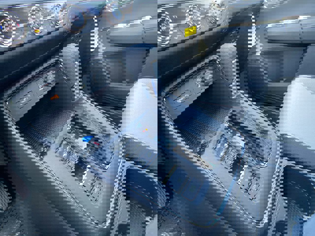 2025 Honda CR-V LX photo 18