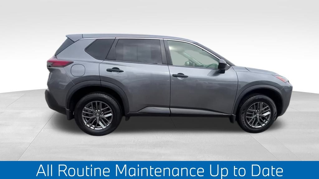 2021 Nissan Rogue S photo 2