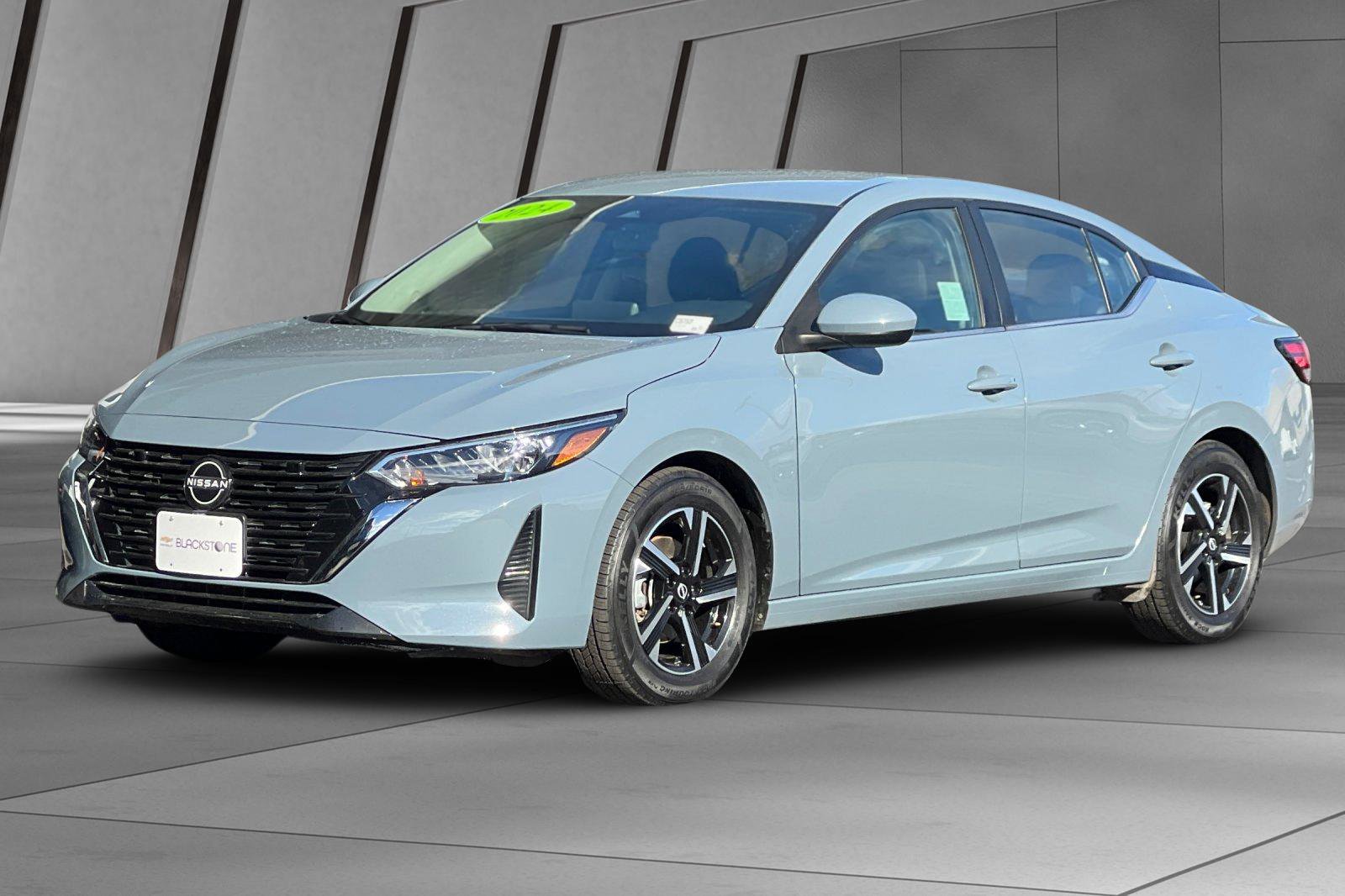 2024 Nissan Sentra SV photo 7