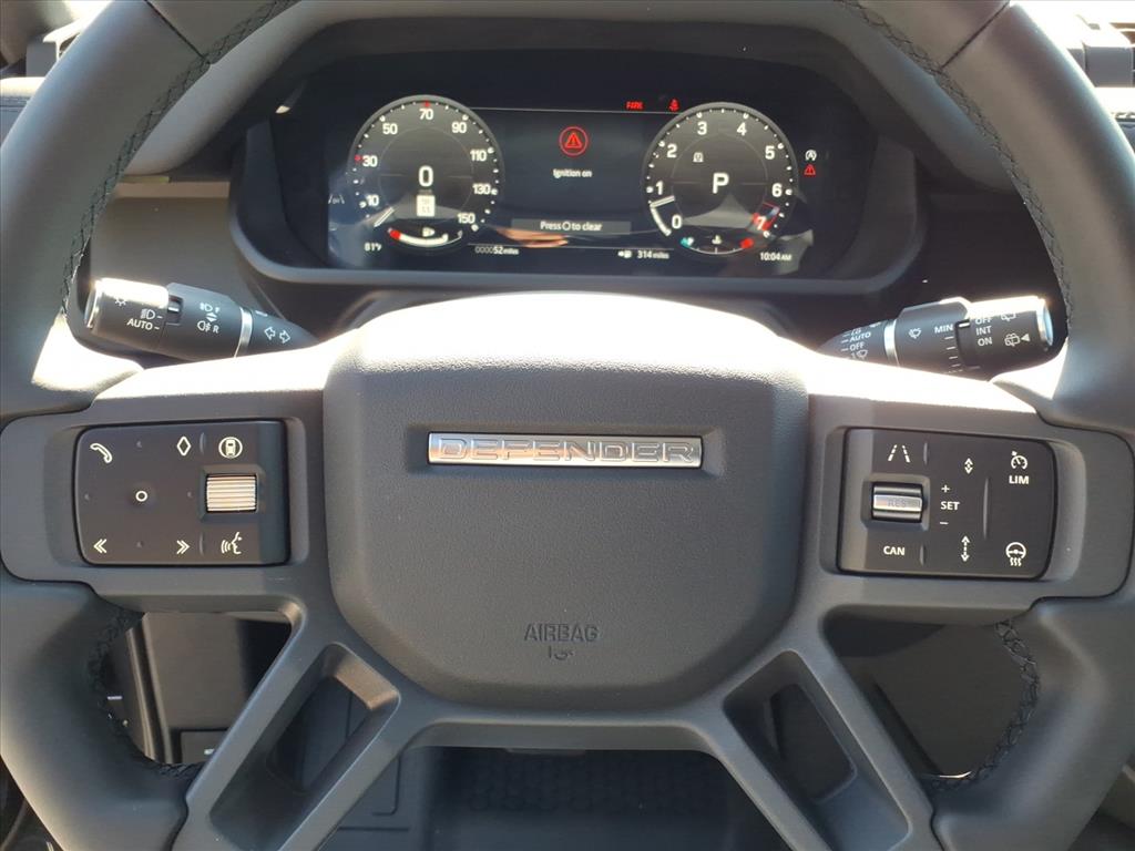 2025 Land Rover Defender 110 S photo 11