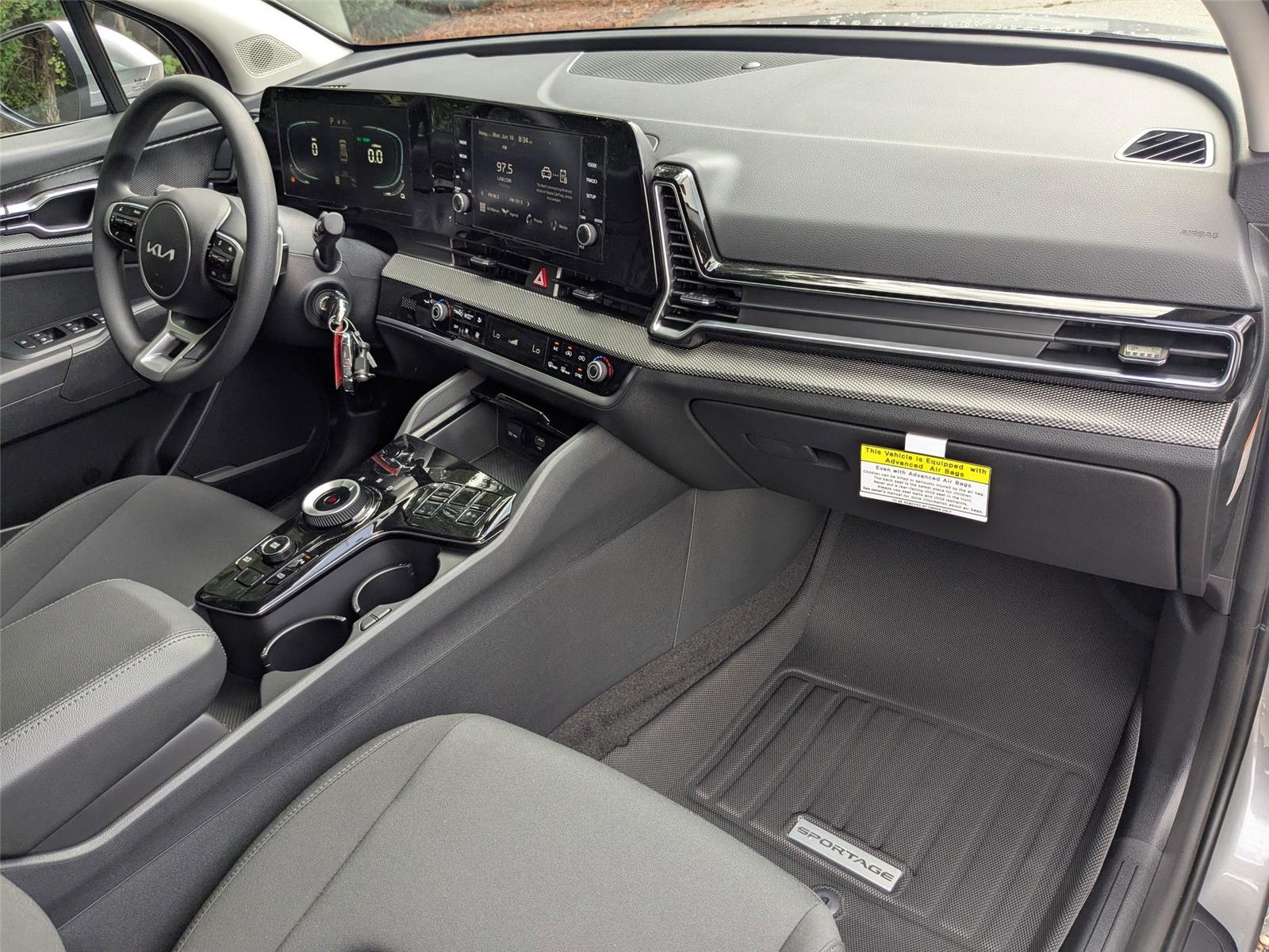2025 Kia Sportage Hybrid LX photo 34