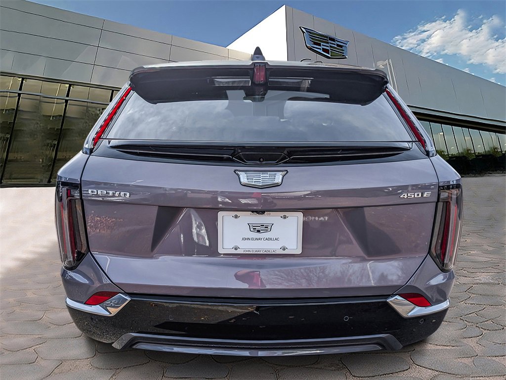 2026 Cadillac Optiq Luxury photo 2