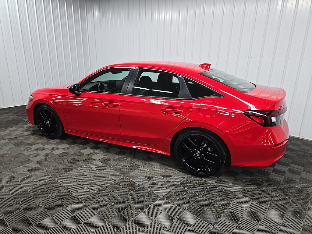 2025 Honda Civic Sport photo 4