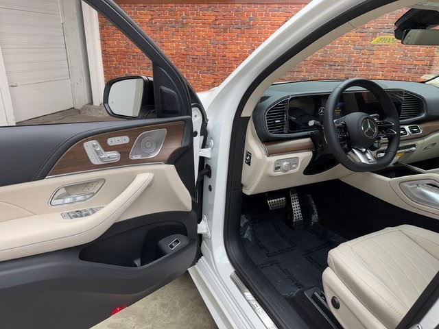 2026 Mercedes Benz GLE 53 AMG photo 9