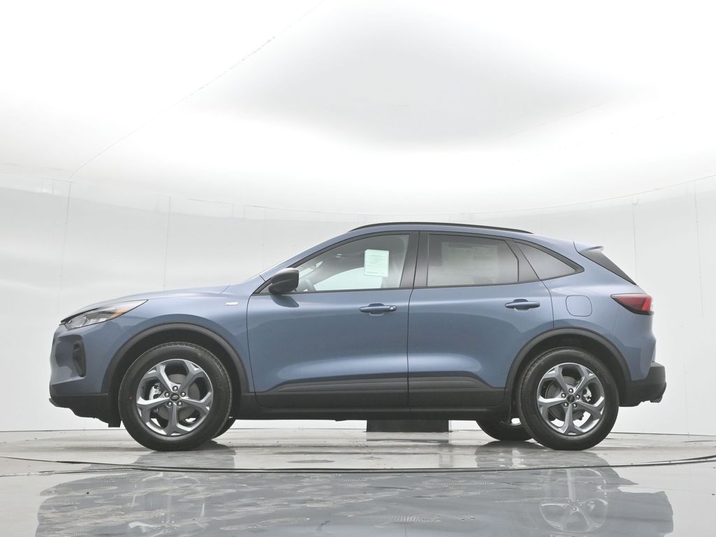 2025 Ford Escape Hybrid ST-Line