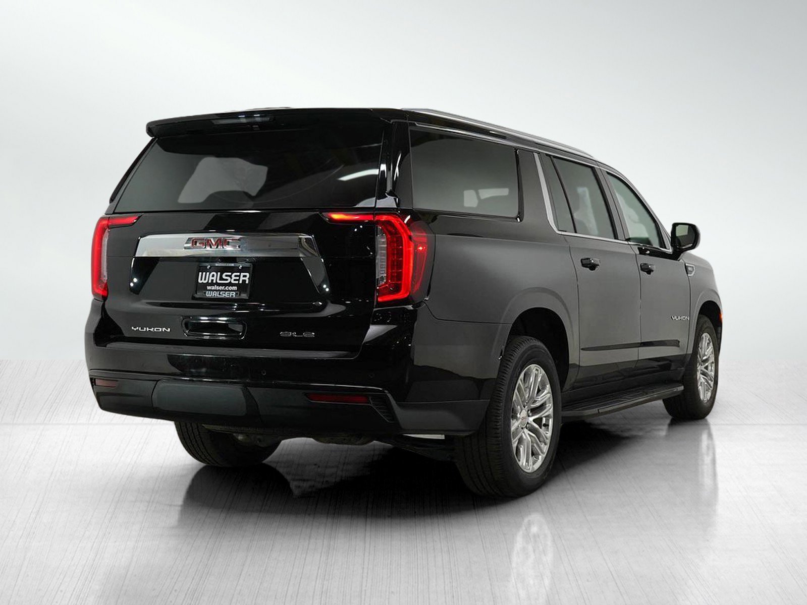 2022 Gmc Yukon XL SLE photo 5