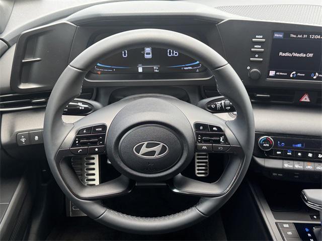 2025 Hyundai Elantra SEL Sport photo 19