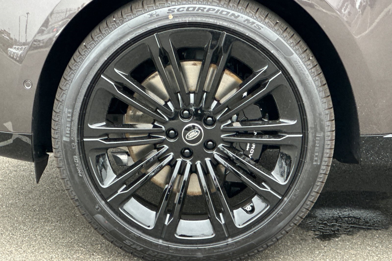 2025 Land Rover Range Rover SE photo 28