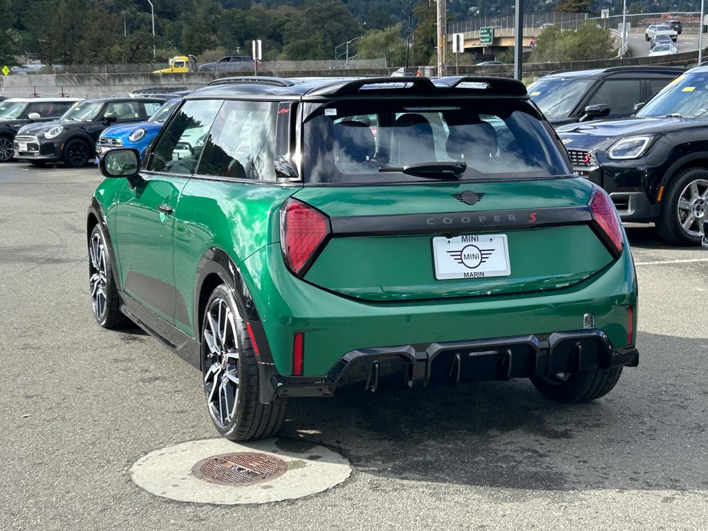 2026 Mini Cooper Hardtop S 2 Door Iconic photo 2