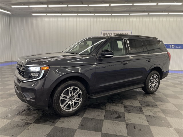 2025 Ford Expedition Active's photo