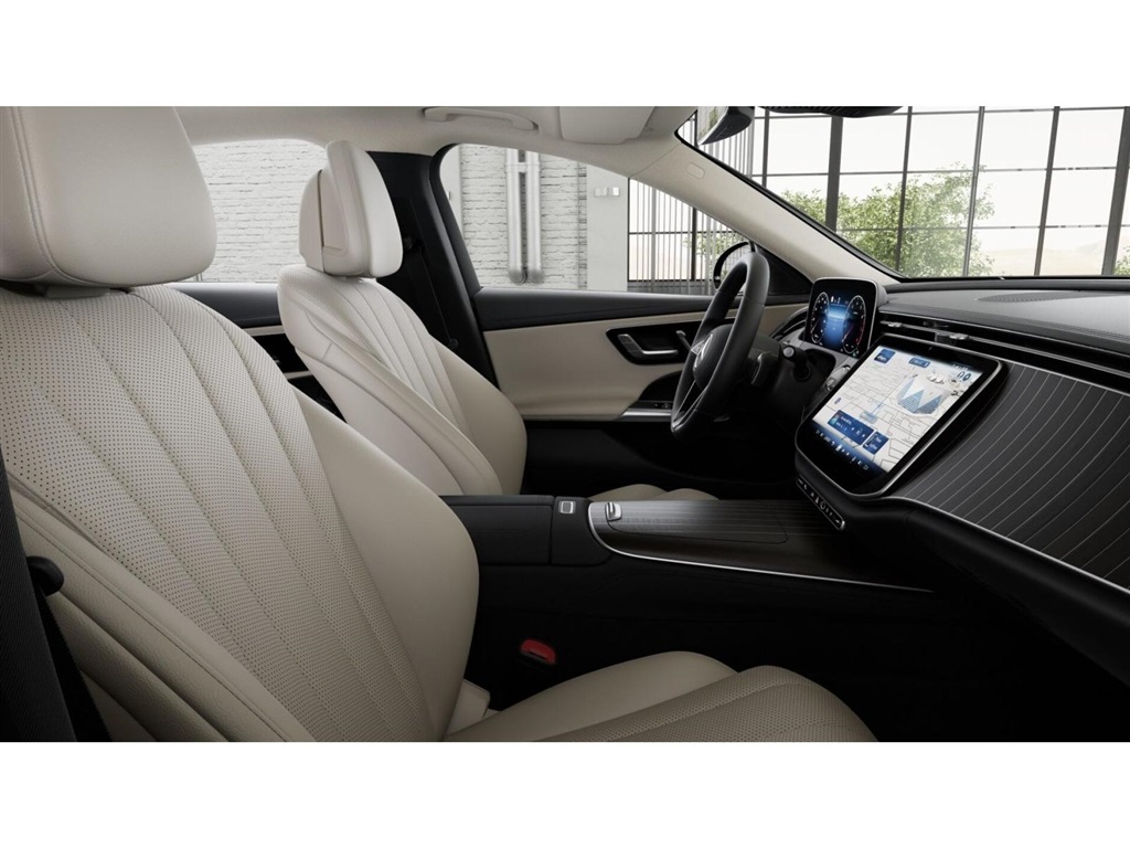 2026 Mercedes Benz E 4MATIC Sedan photo 4