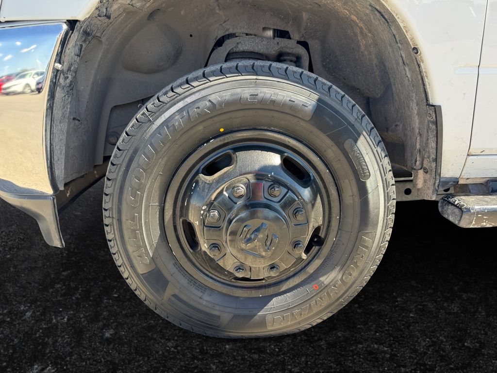 2024 Ram 3500 Tradesman photo 24