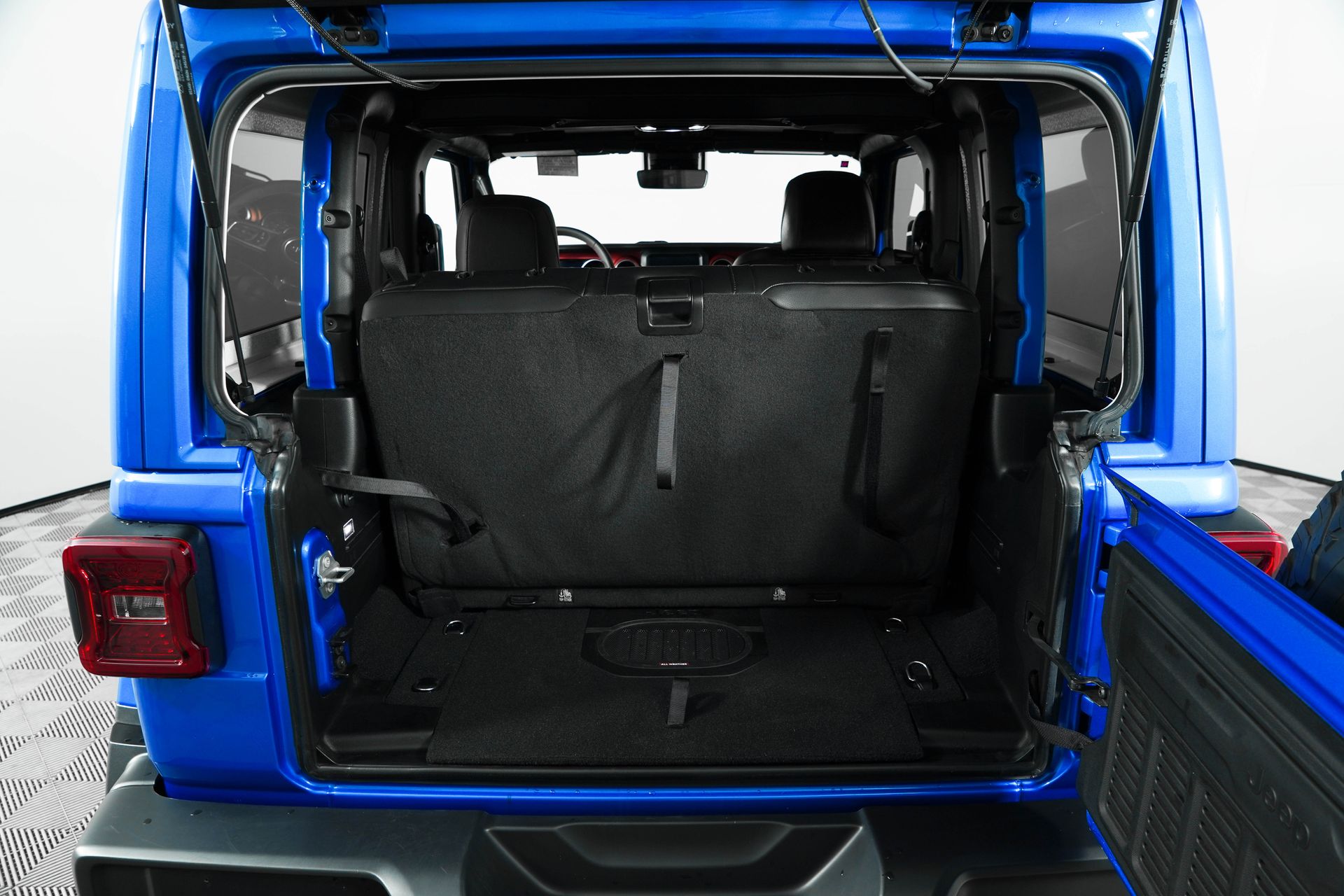 2023 Jeep Wrangler Rubicon photo 24