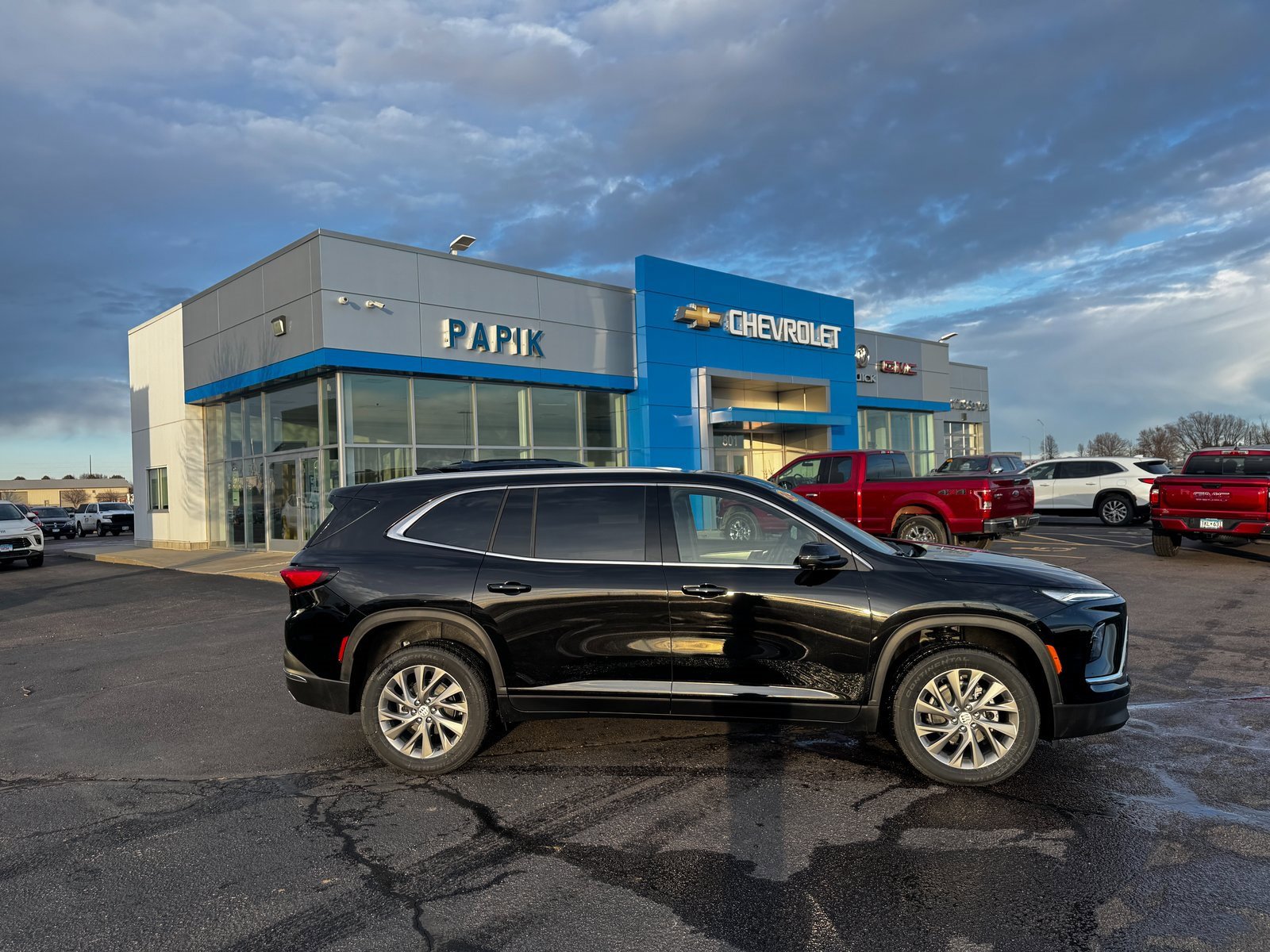 2026 Buick Enclave Preferred's photo