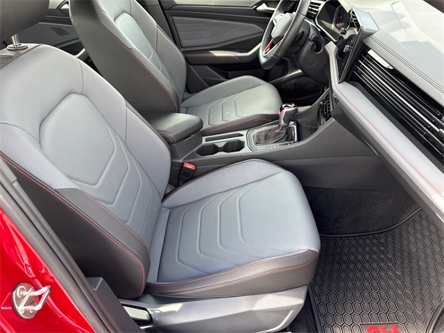 2025 Volkswagen Jetta GLI 2.0T Autobahn photo 13