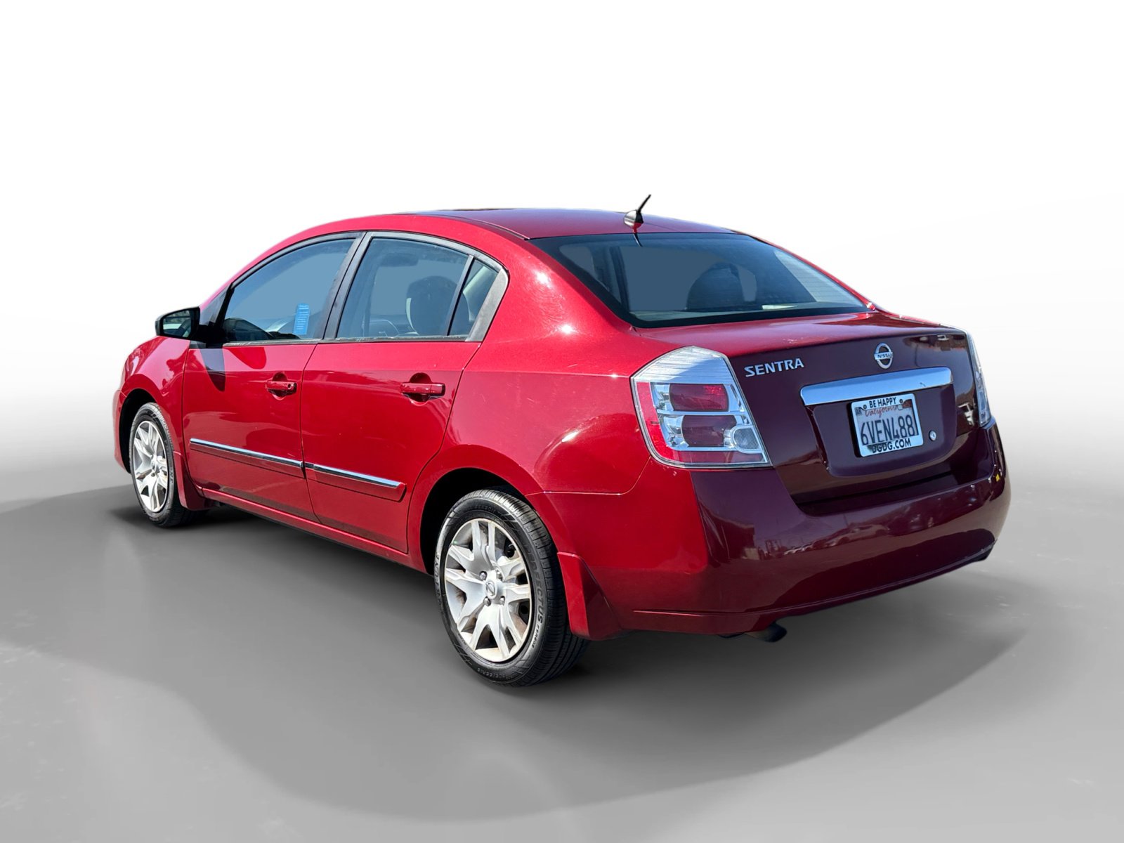 2012 Nissan Sentra 2.0 S photo 2