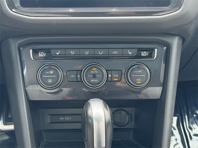 2021 Volkswagen Tiguan SE R-Line Black photo 18