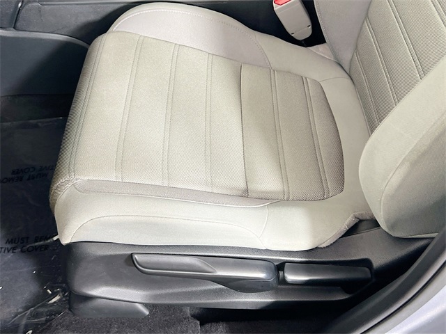 2017 Honda CR-V LX photo 17
