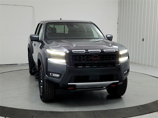 2026 Nissan Frontier PRO-4X photo 2